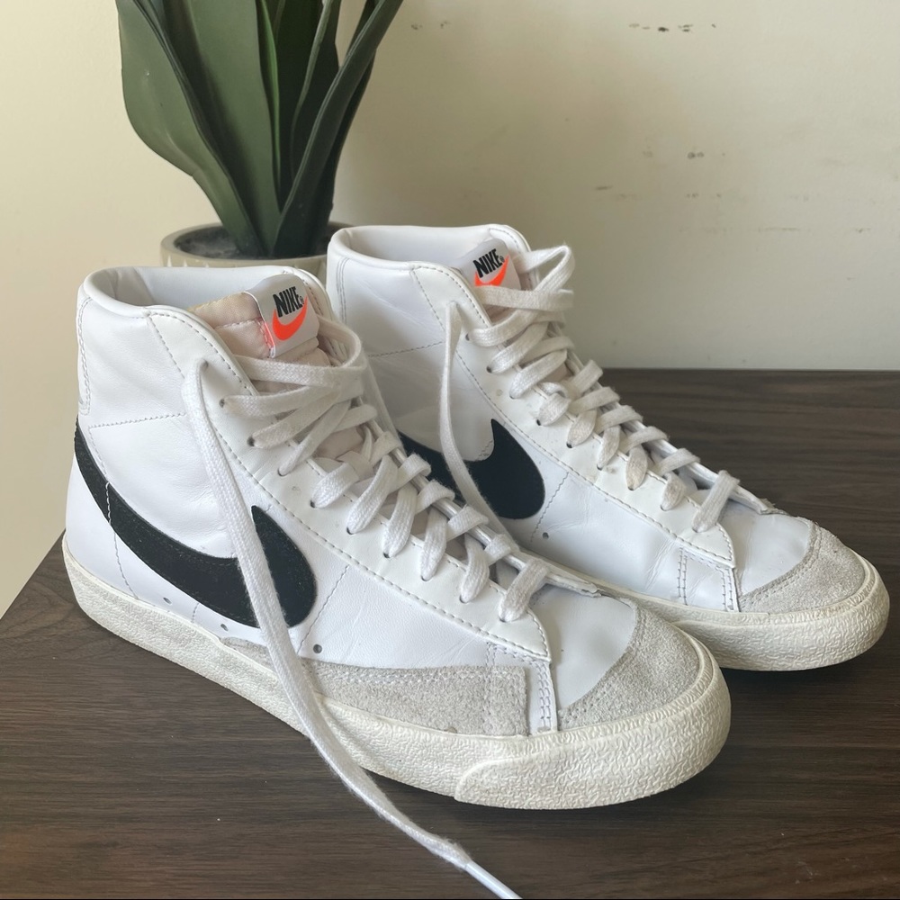 Nike Blazer Mid ‘77